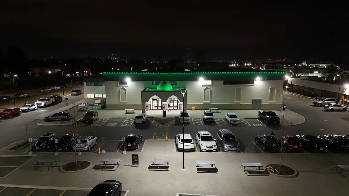 Islamic Community Centre of Ontario (ICCO) MAC Masjid/Mosque in Mississauga