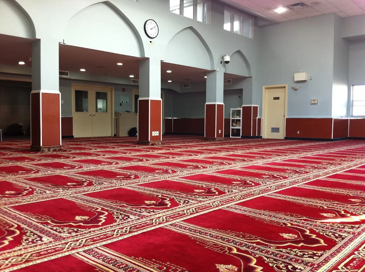 Khalid Bin Al-Walid Mosque in Etobicoke